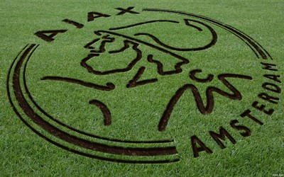 浩瀚体育焦点-B费远射又无解了