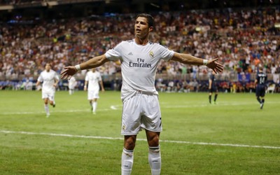 浩瀚体育精华-于帕梅卡诺又当选周最佳阵容