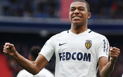 浩瀚体育评论-阿利松长传助攻努涅斯破门